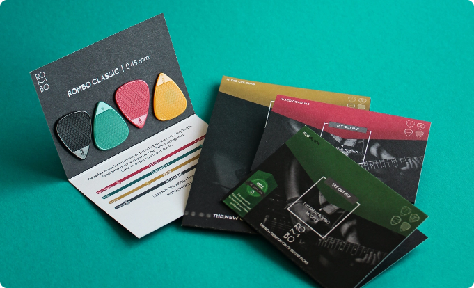 Brochures & Brand Kit